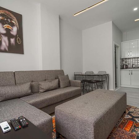 Charming And Central Flat Near Beach In Muratpasa Lejlighed Antalya Eksteriør billede